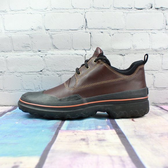 clarks muckers waterproof